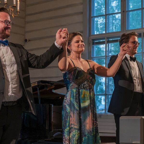 Jukka Nykänen, Marjukka Tepponen ja Kevin Greenlaw